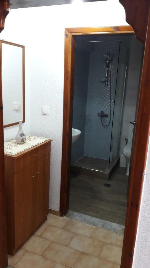 נאוס מרמרס Anastasia' S Guest House מראה חיצוני תמונה