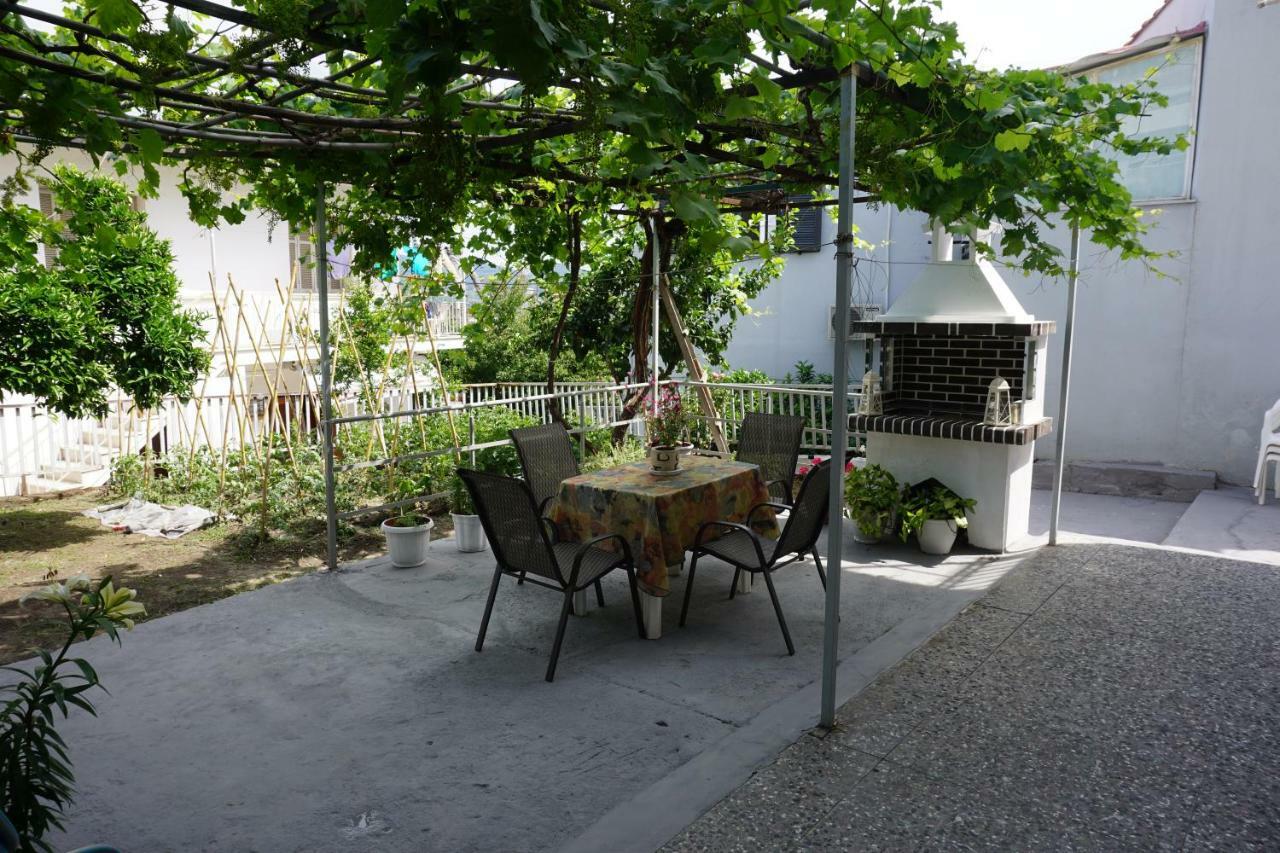 נאוס מרמרס Anastasia' S Guest House מראה חיצוני תמונה
