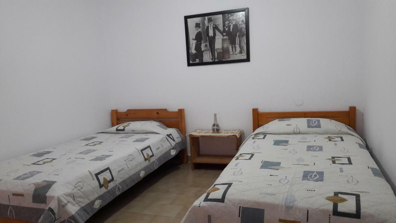 נאוס מרמרס Anastasia' S Guest House מראה חיצוני תמונה