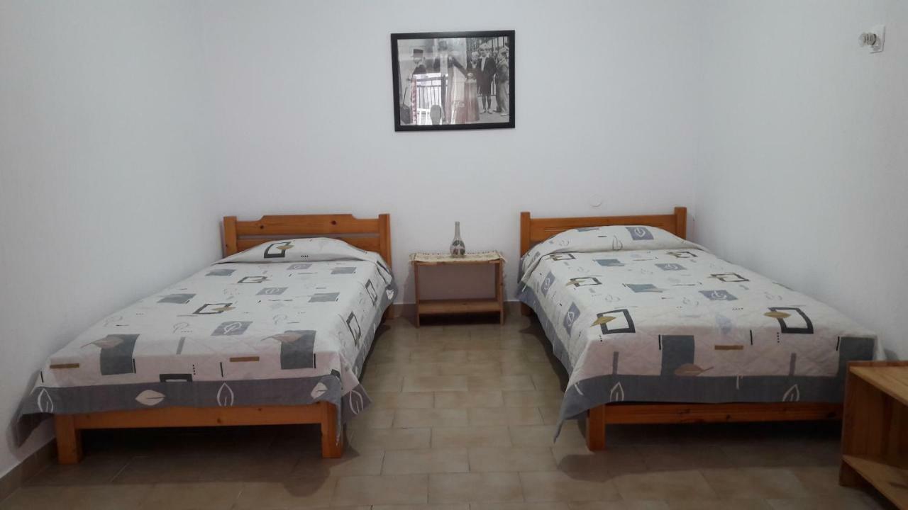 נאוס מרמרס Anastasia' S Guest House מראה חיצוני תמונה