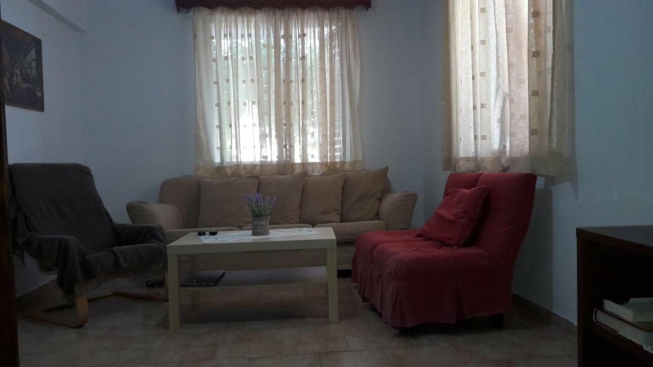 נאוס מרמרס Anastasia' S Guest House מראה חיצוני תמונה