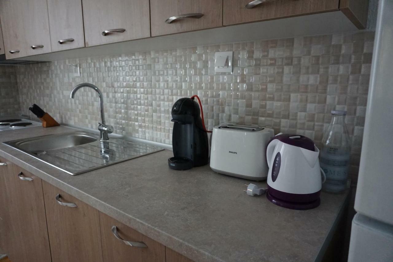 נאוס מרמרס Anastasia' S Guest House מראה חיצוני תמונה