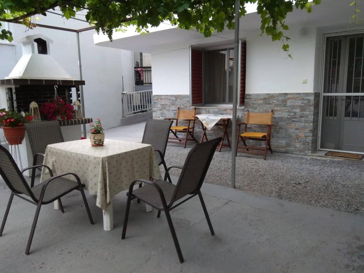 נאוס מרמרס Anastasia' S Guest House מראה חיצוני תמונה